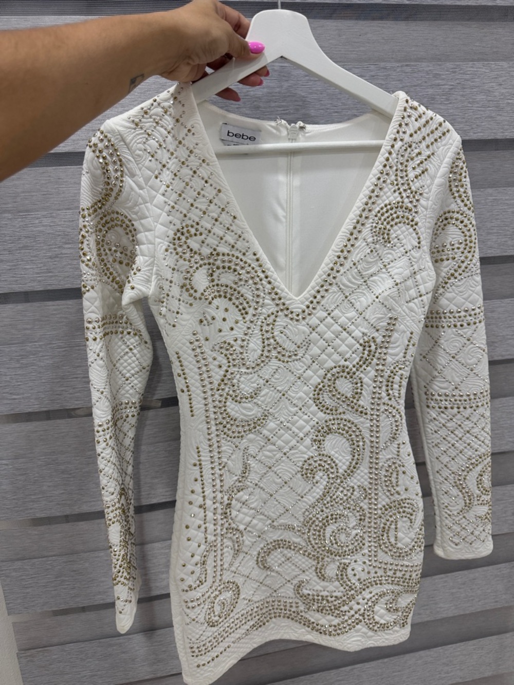bebe White Quilted V-Neck Studded Bodycon Dress
